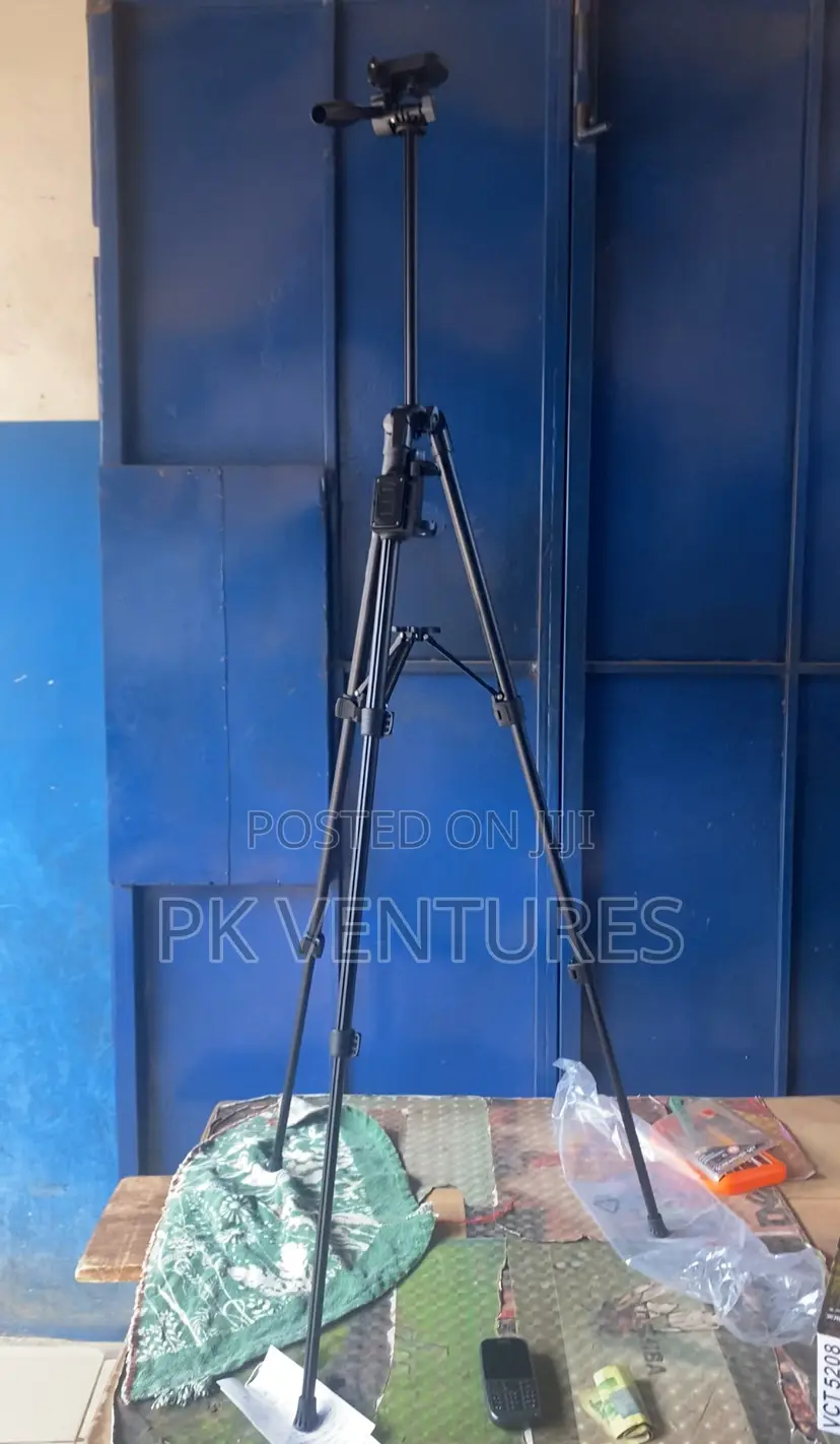 Tripod Stand