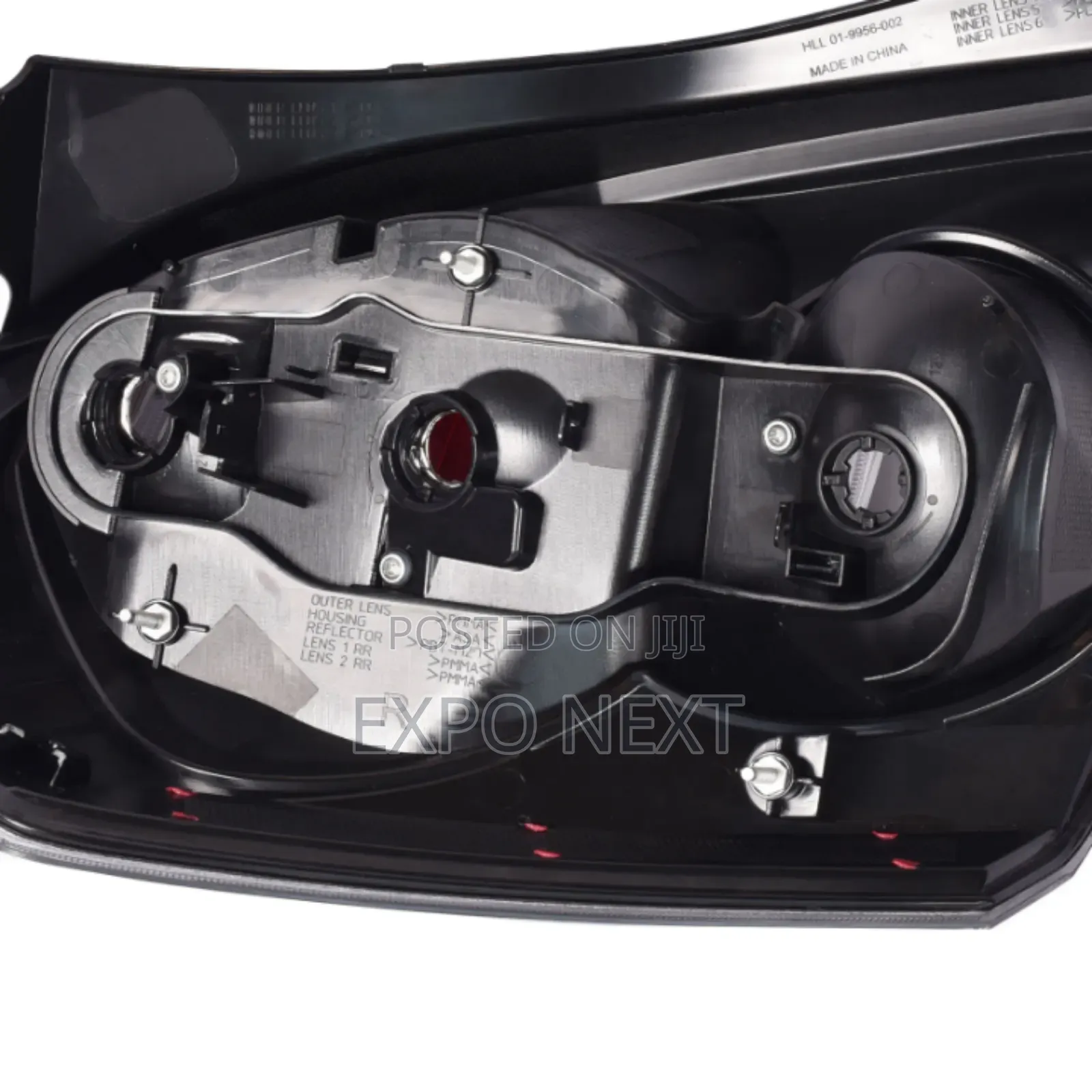 Pontiac Vibe 2009-2010 Tail Lamp Light Pair