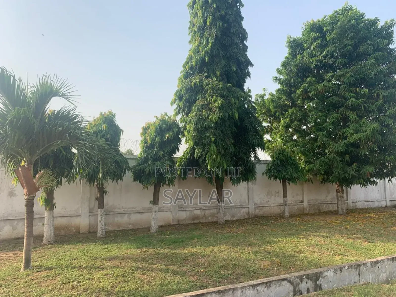 3 Bedrooms House Sitting on 90/100 Land Size Tema Comm12