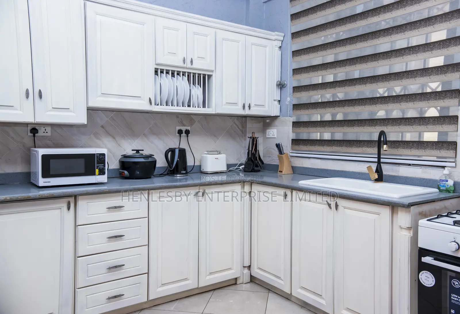 Furnished 2bdrm Apartment in Henlesby Henry'S, Tseaddo for rent