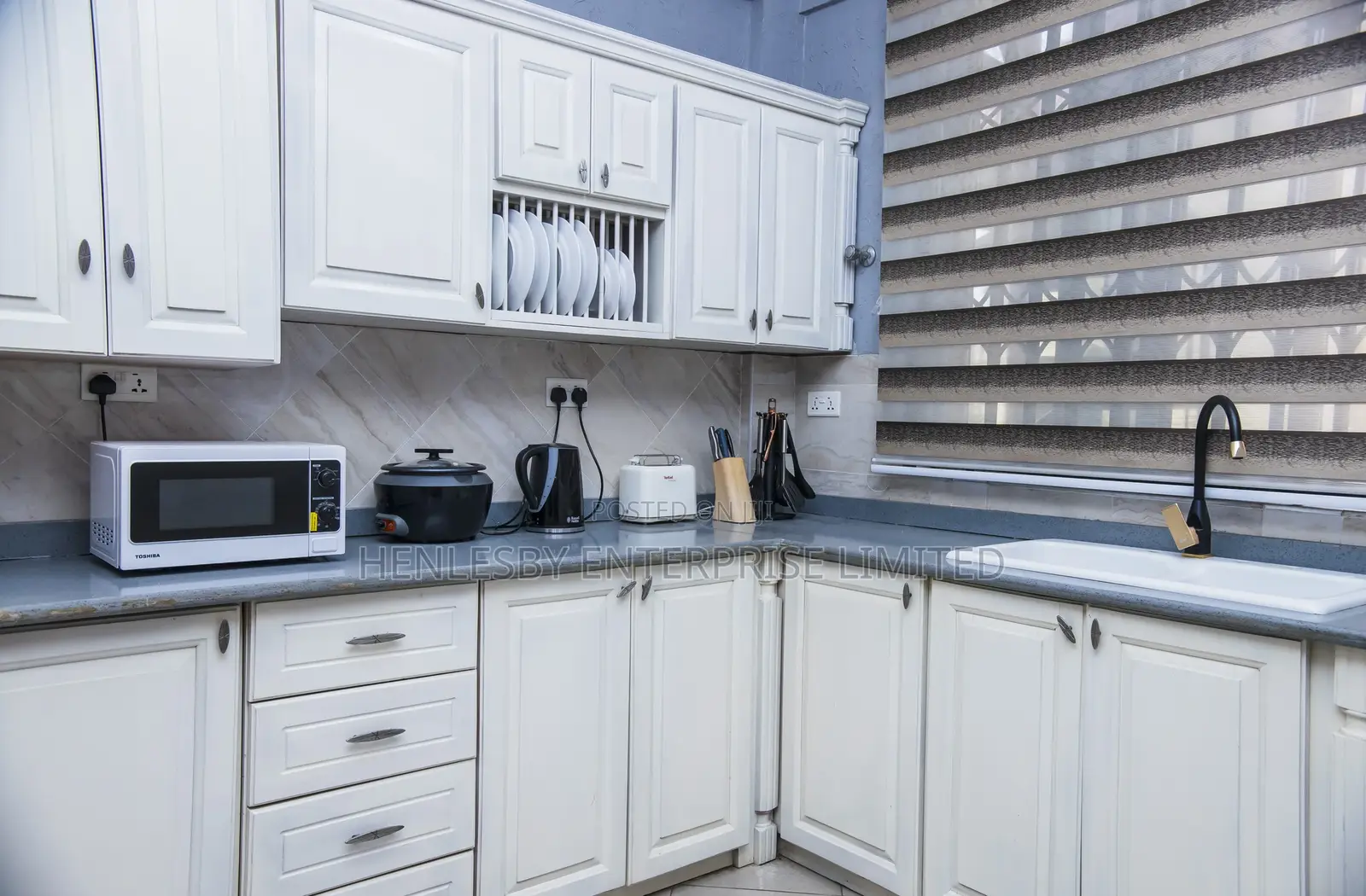Furnished 2bdrm Apartment in Henlesby Henry'S, Tseaddo for rent