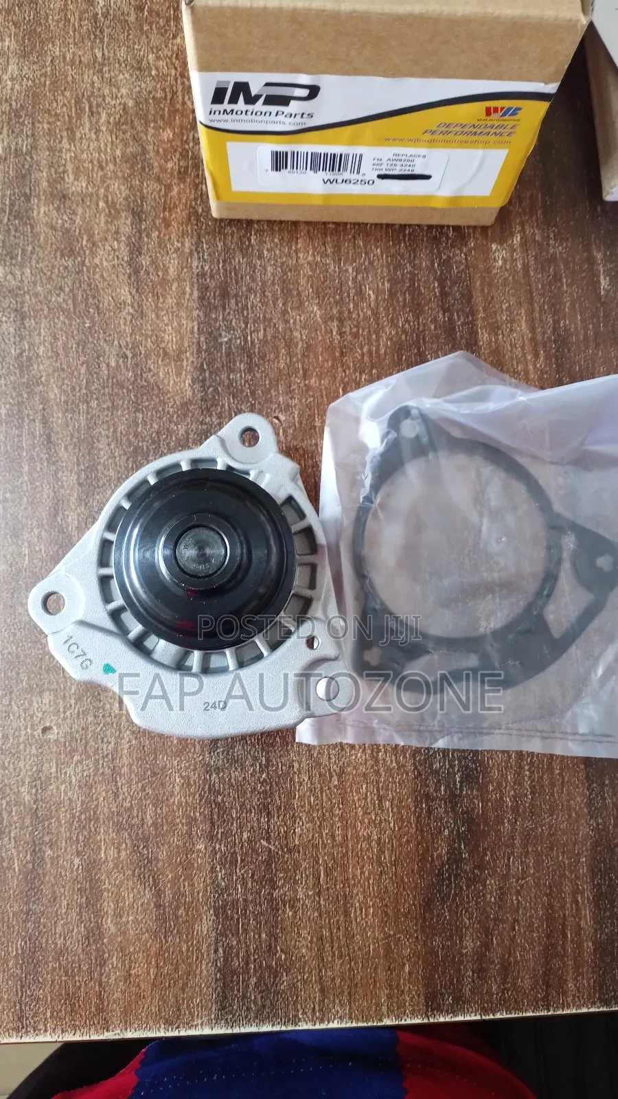 10527. Ford. Original Water Pump for Ford Cars From Usa