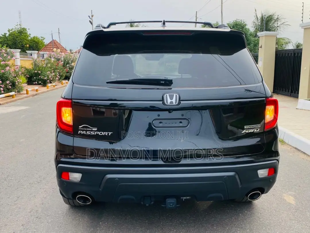 Honda Passport Touring AWD 2020 Black