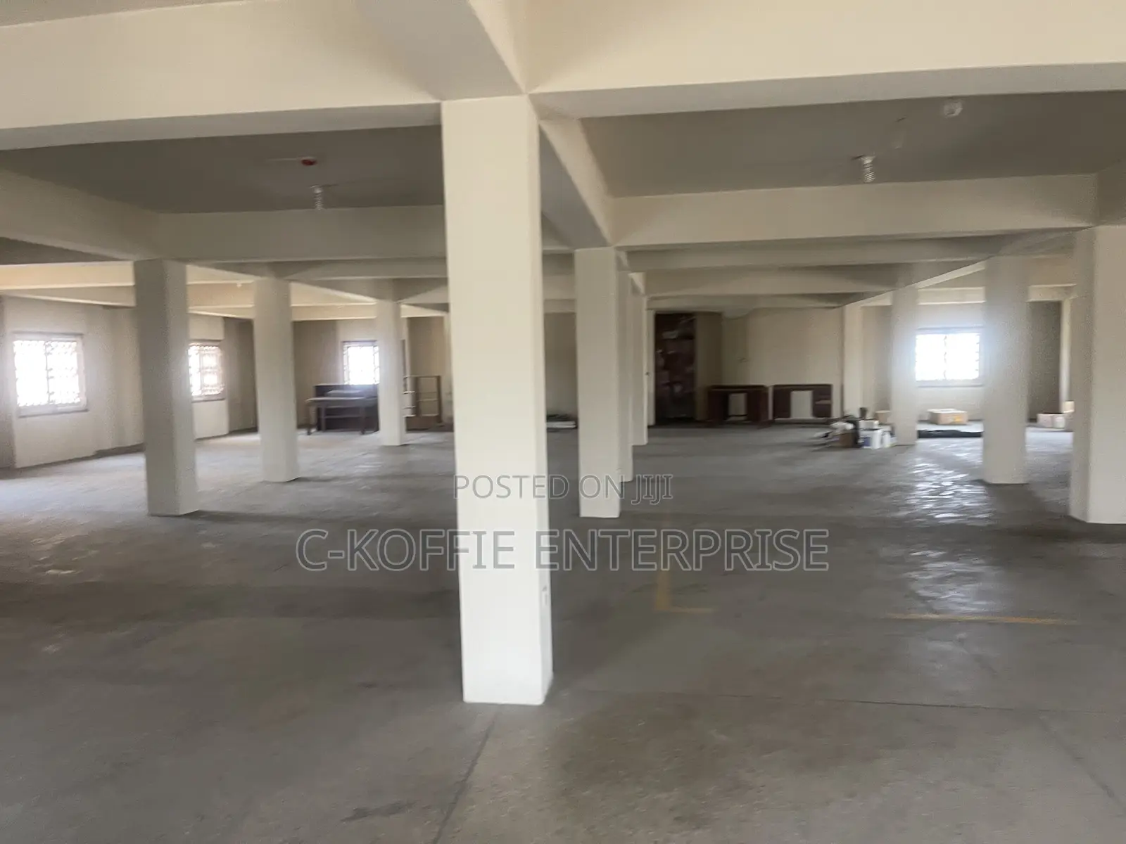 400 SQM Warehouse at Adabraka for Rent