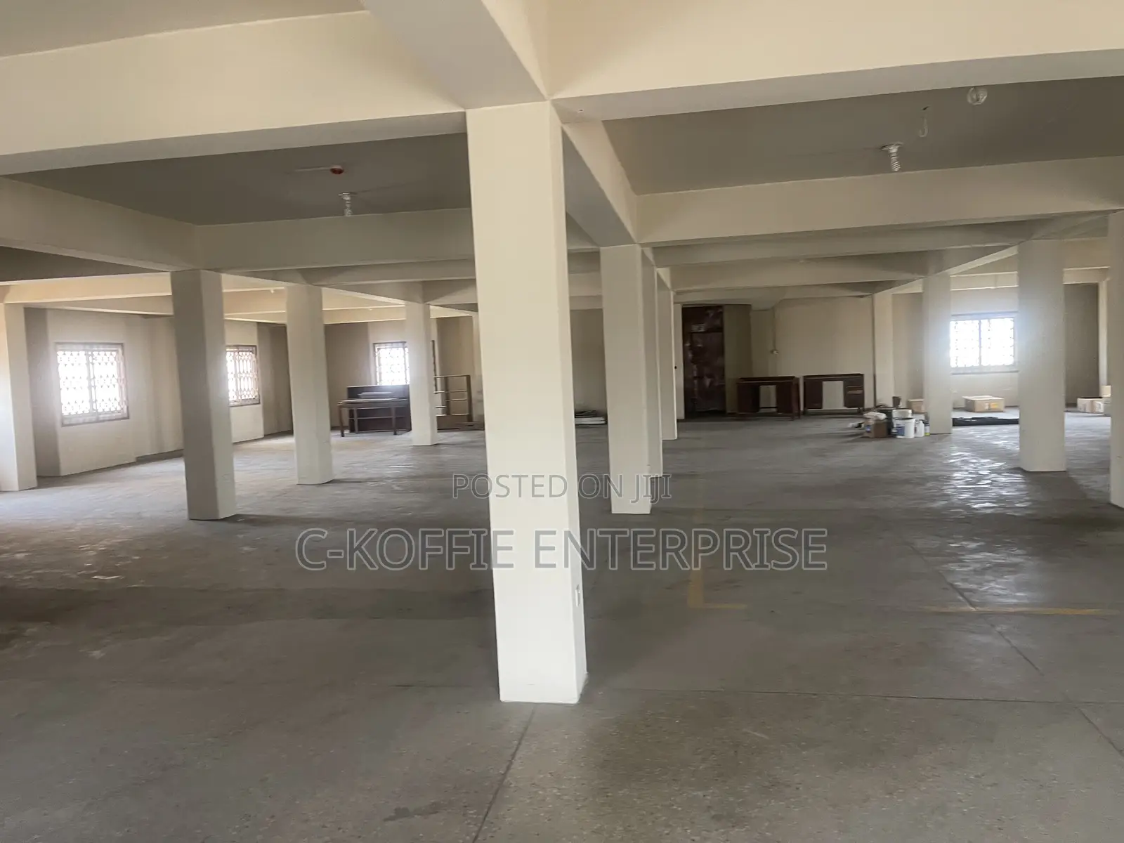 400 SQM Warehouse at Adabraka for Rent