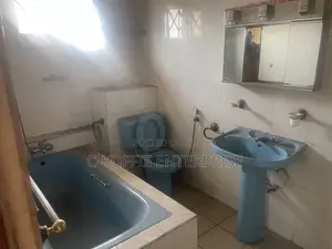 2bdrm Apartment in Adabraka for rent