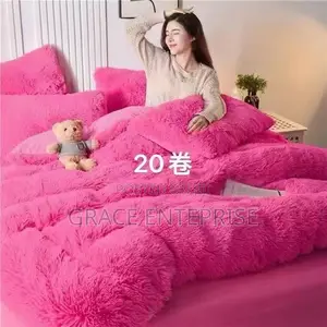 High Quality and Luxurious Fluffy Duvet in Diff Shades
