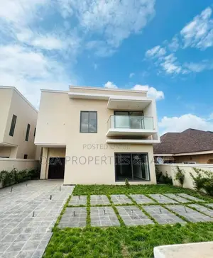 4bdrm House in Ashaley Botwe, for sale