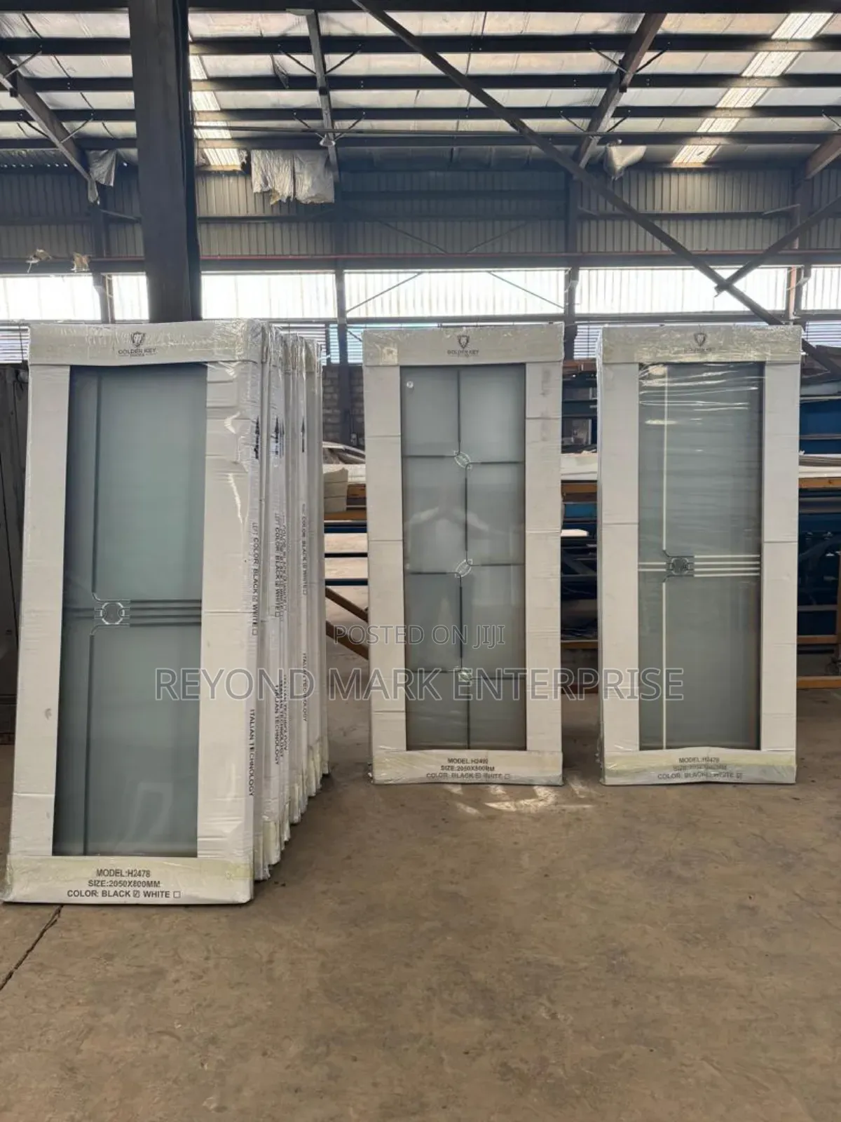 Luxury Bathroom, Door With Glass. Washroom Door