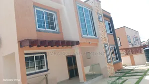 4bdrm Duplex in Tiyumba Real Estate, Airport Residential Area for rent