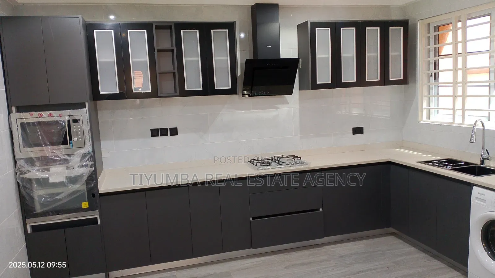 4bdrm Duplex in Tiyumba Real Estate, Airport Residential Area for rent