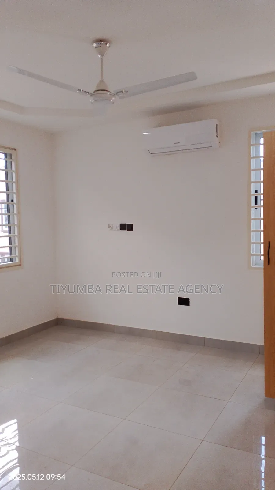 4bdrm Duplex in Tiyumba Real Estate, Airport Residential Area for rent