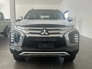 New Mitsubishi Montero Sport 2023 Black
