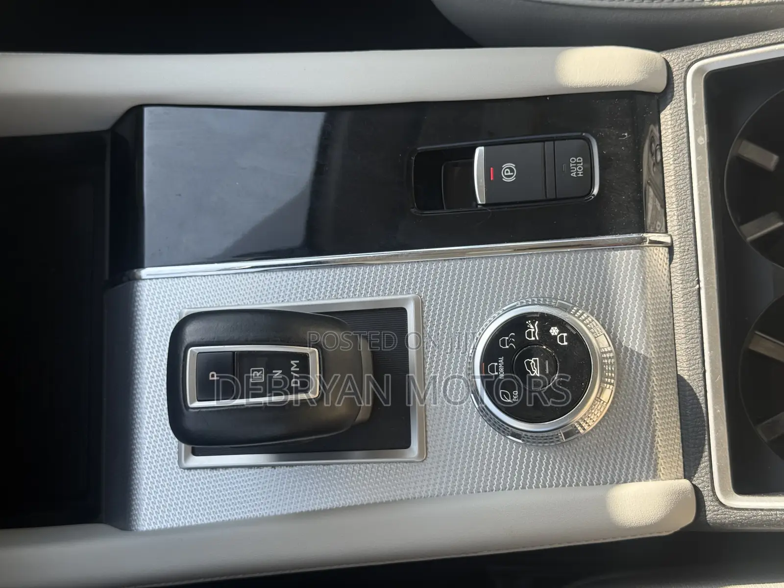 Mitsubishi Outlander SEL Launch Edition 2022 Blue