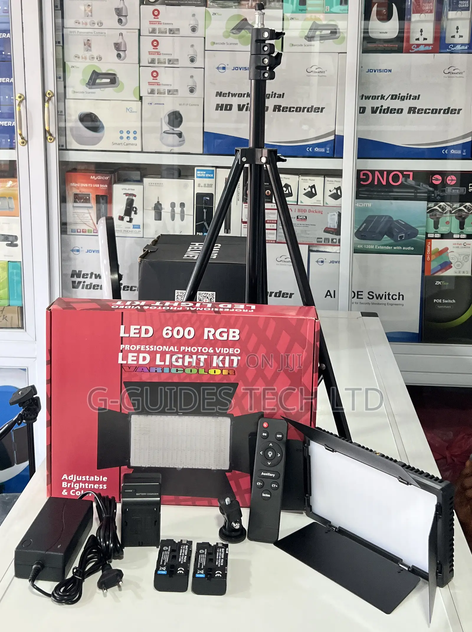 Led 600+ RGB Professional Photo and Video Led Light Kit