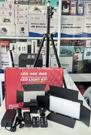 Led 600+ RGB Professional Photo and Video Led Light Kit