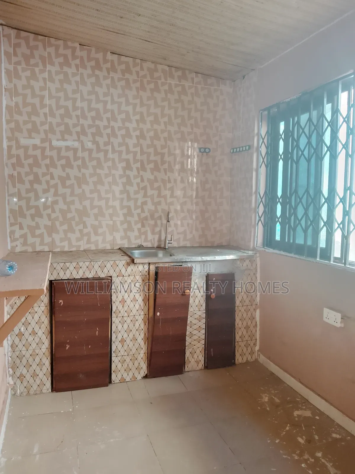 1bdrm Apartment in Hfc Estate Area, Spintex for rent
