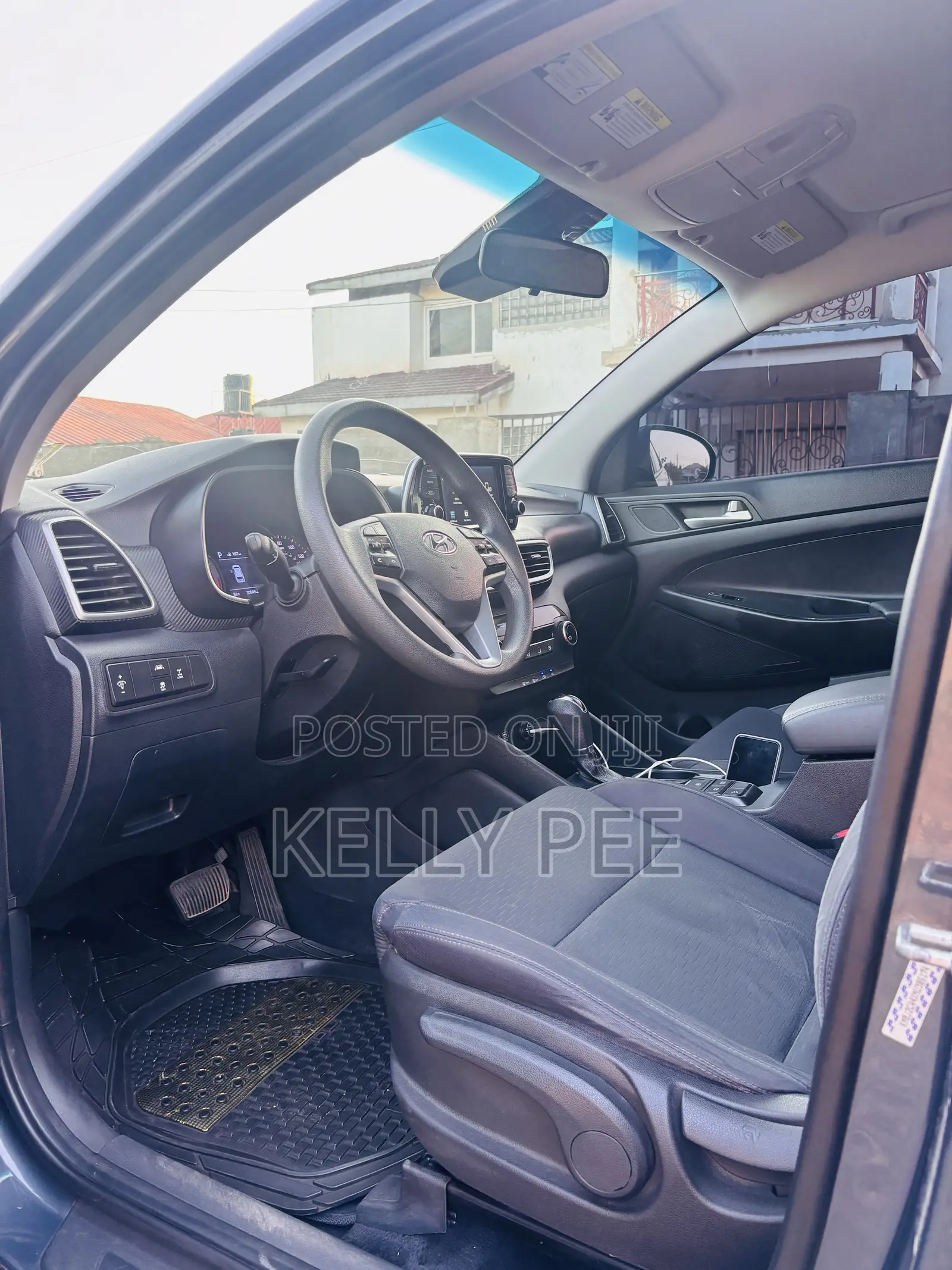 Hyundai Tucson SE 2021 Gray