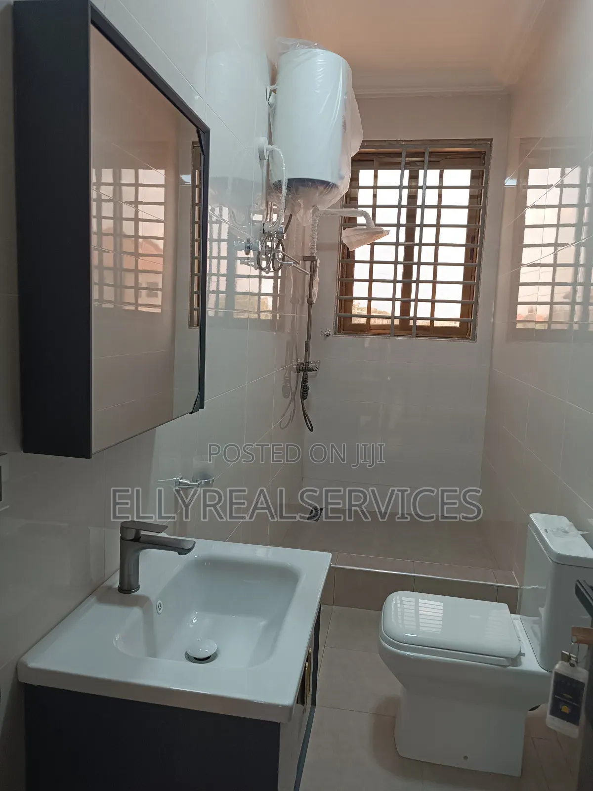 2bdrm Apartment in Ellyrealservices, Adenta for rent
