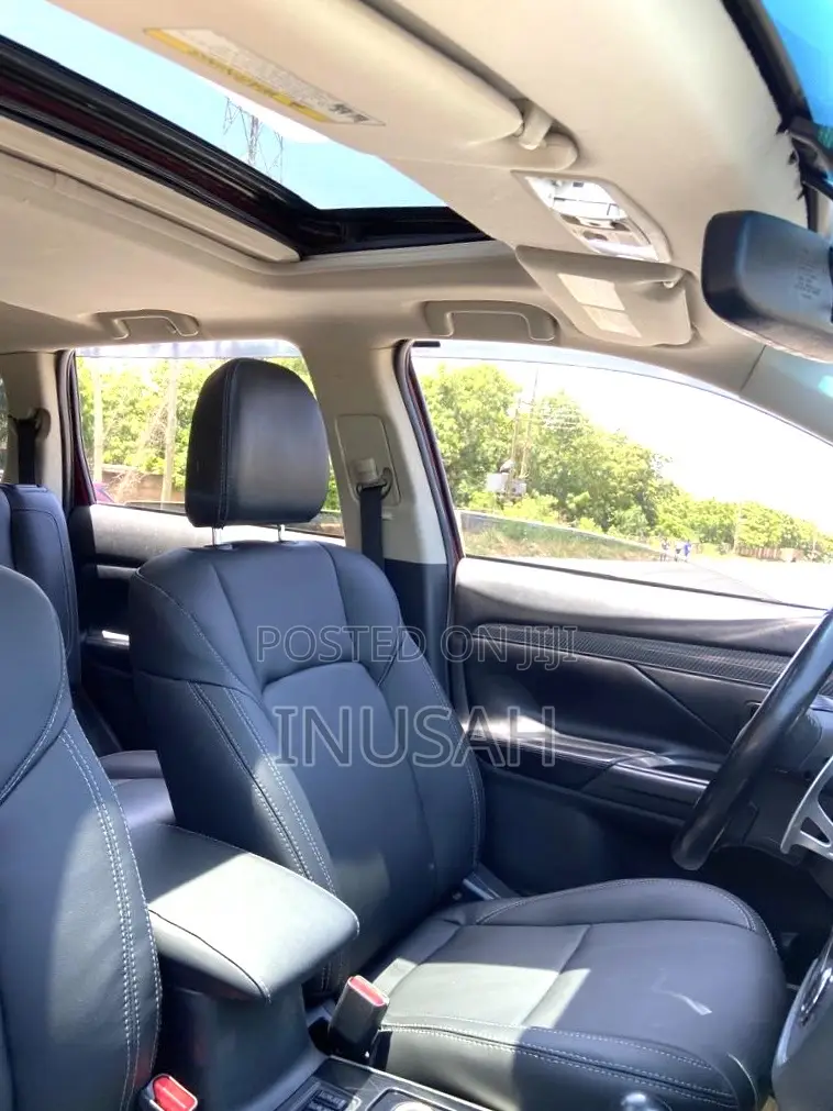 Mitsubishi Outlander SE AWC 2019 Red