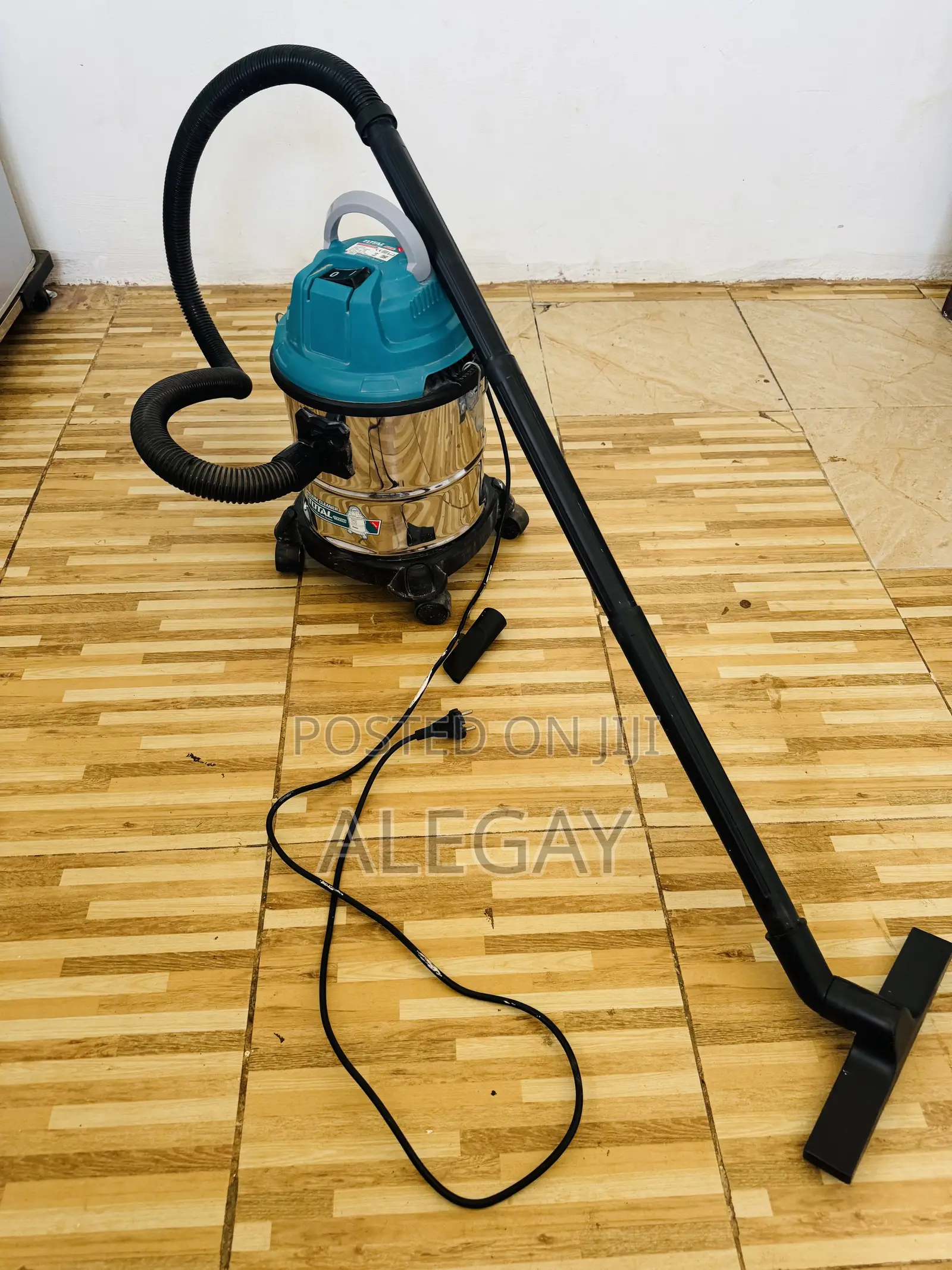 Total Vacuum Cleaner