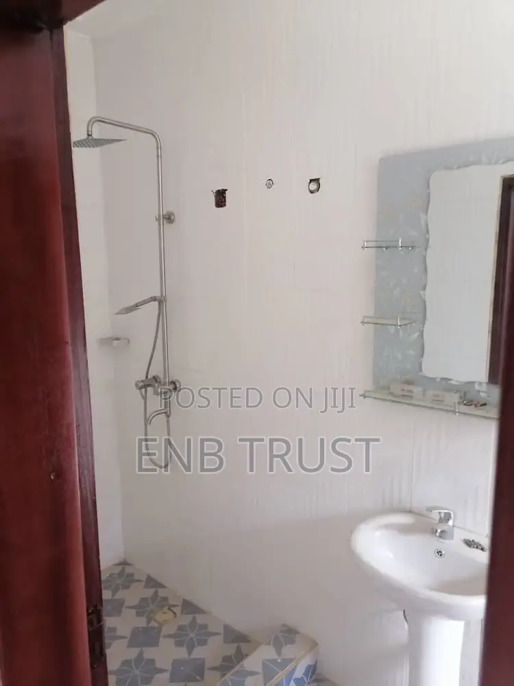 3bdrm House in Pokuase Festus for sale