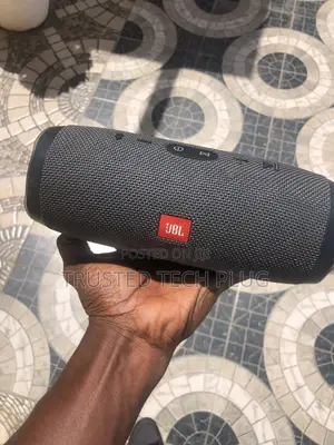Preowned JBL Charge 3 Bluetooth Speaker From America 4sale