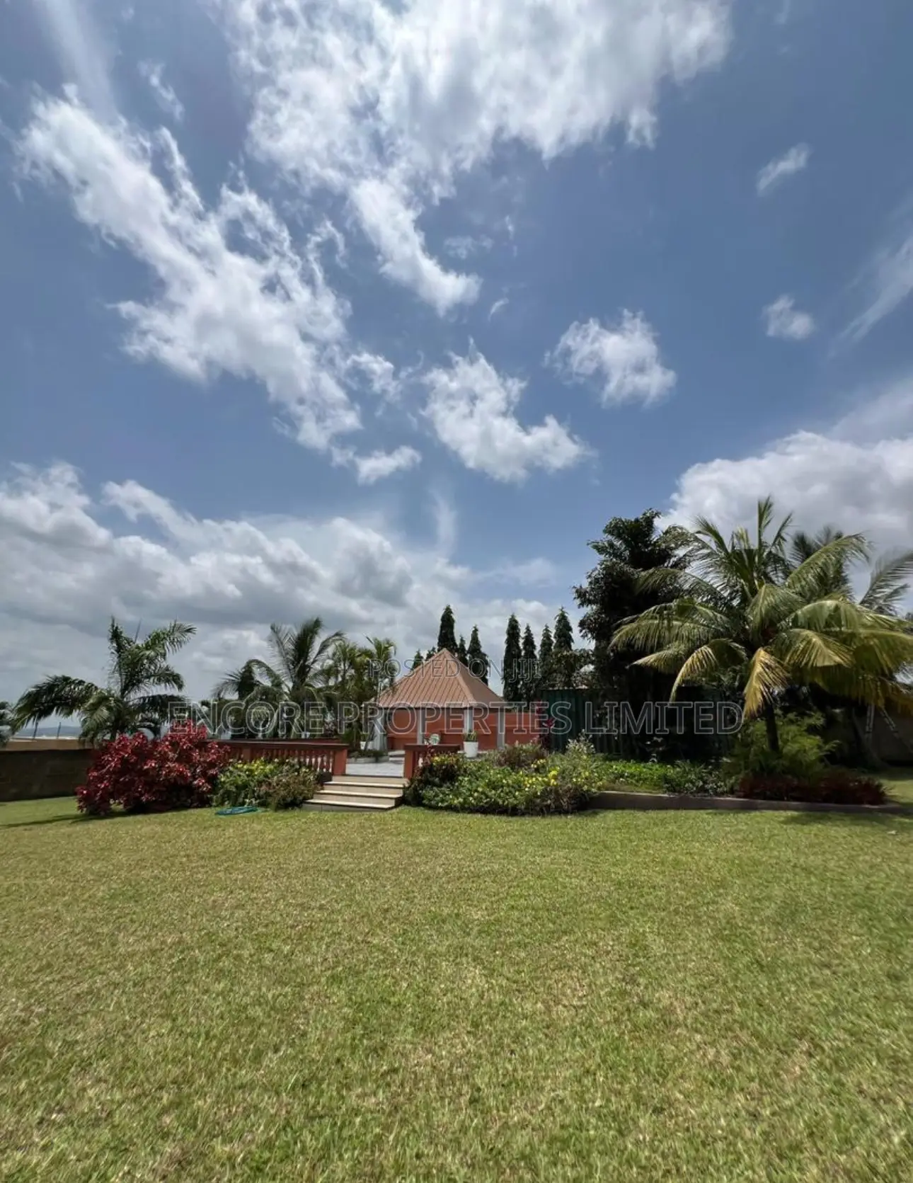5bdrm Villa in Encore Properties, Aburi for sale