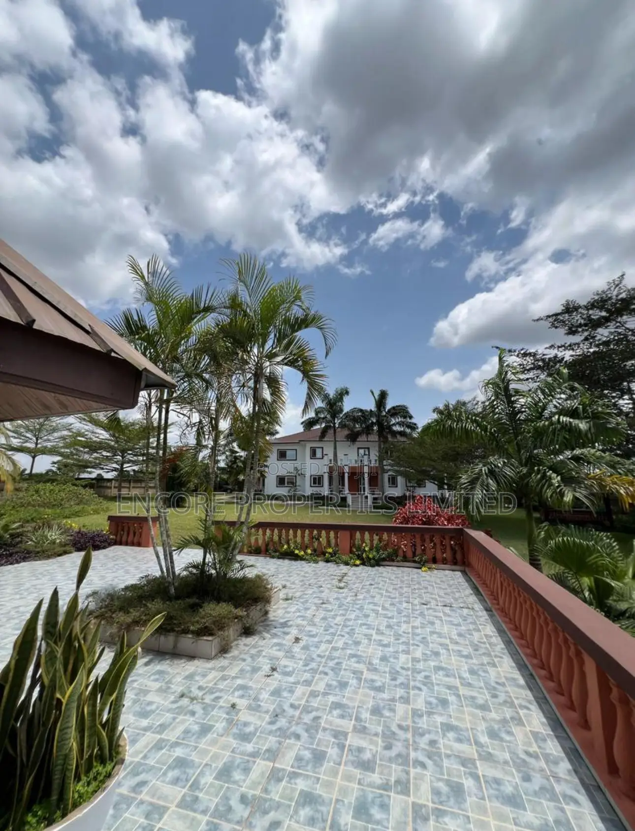 5bdrm Villa in Encore Properties, Aburi for sale