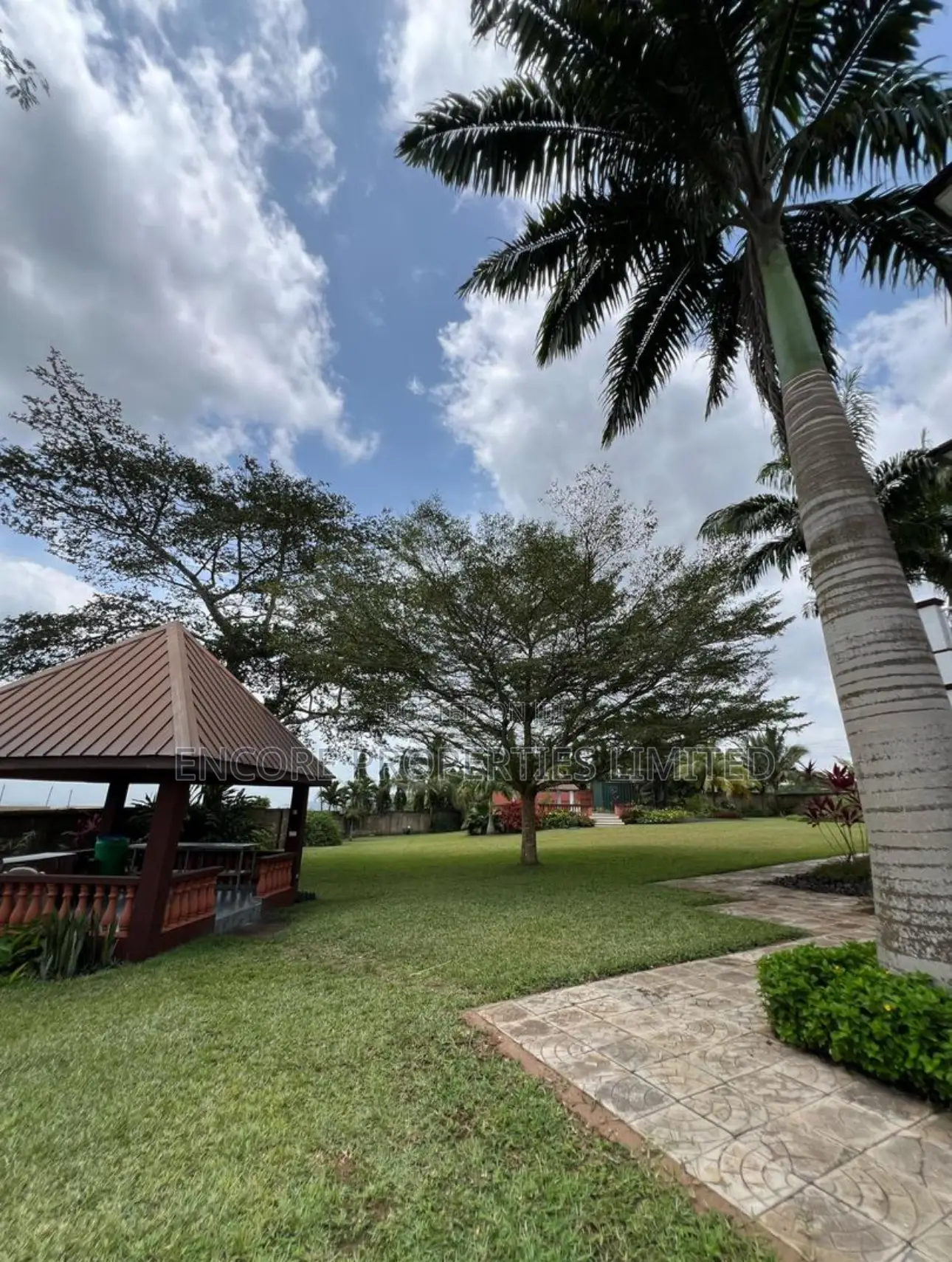 5bdrm Villa in Encore Properties, Aburi for sale