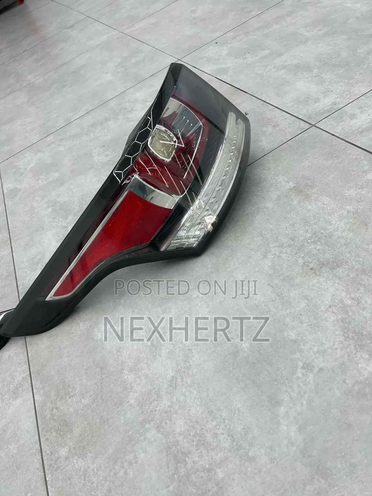 Range Rover Sport (2014-2017) Headlight and Tail Light