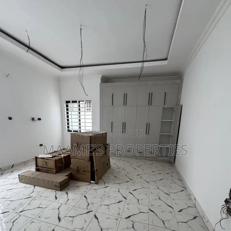3bdrm House in Spintex for sale