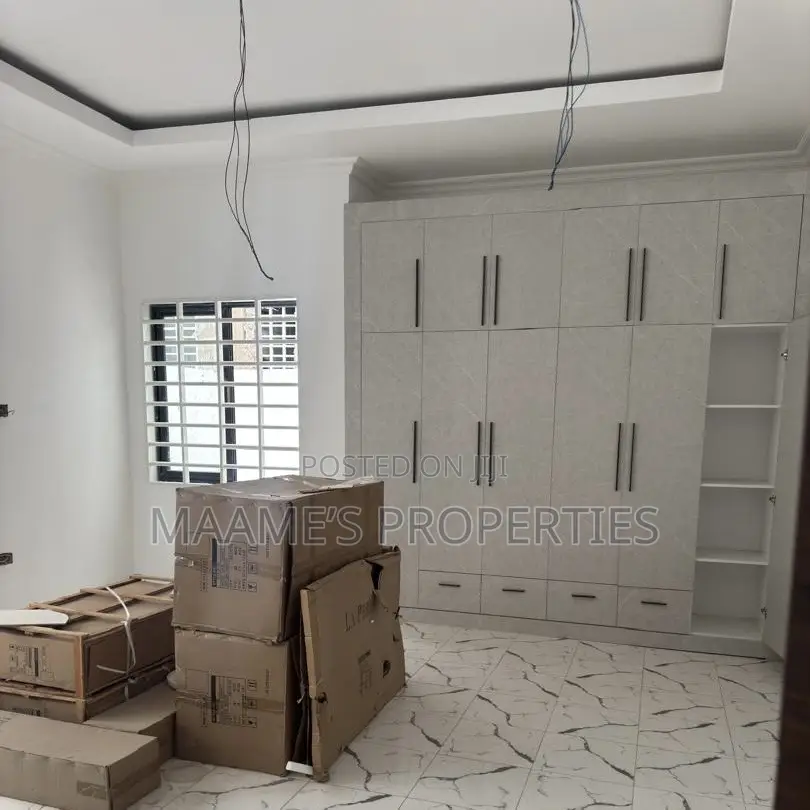 3bdrm House in Spintex for sale