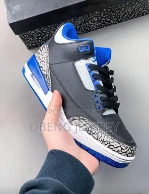 Photo - Original Jordan 3 Black/Blue