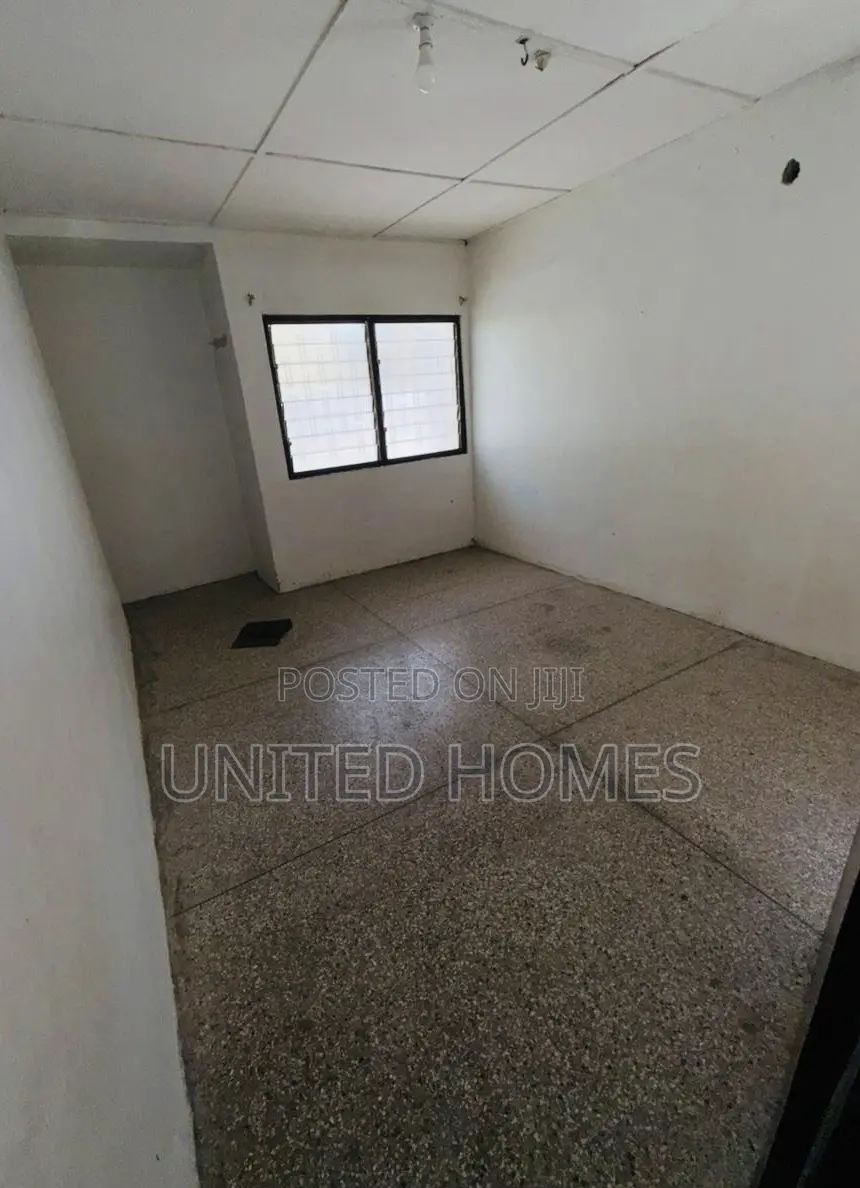 4bdrm House in Gbawe for sale