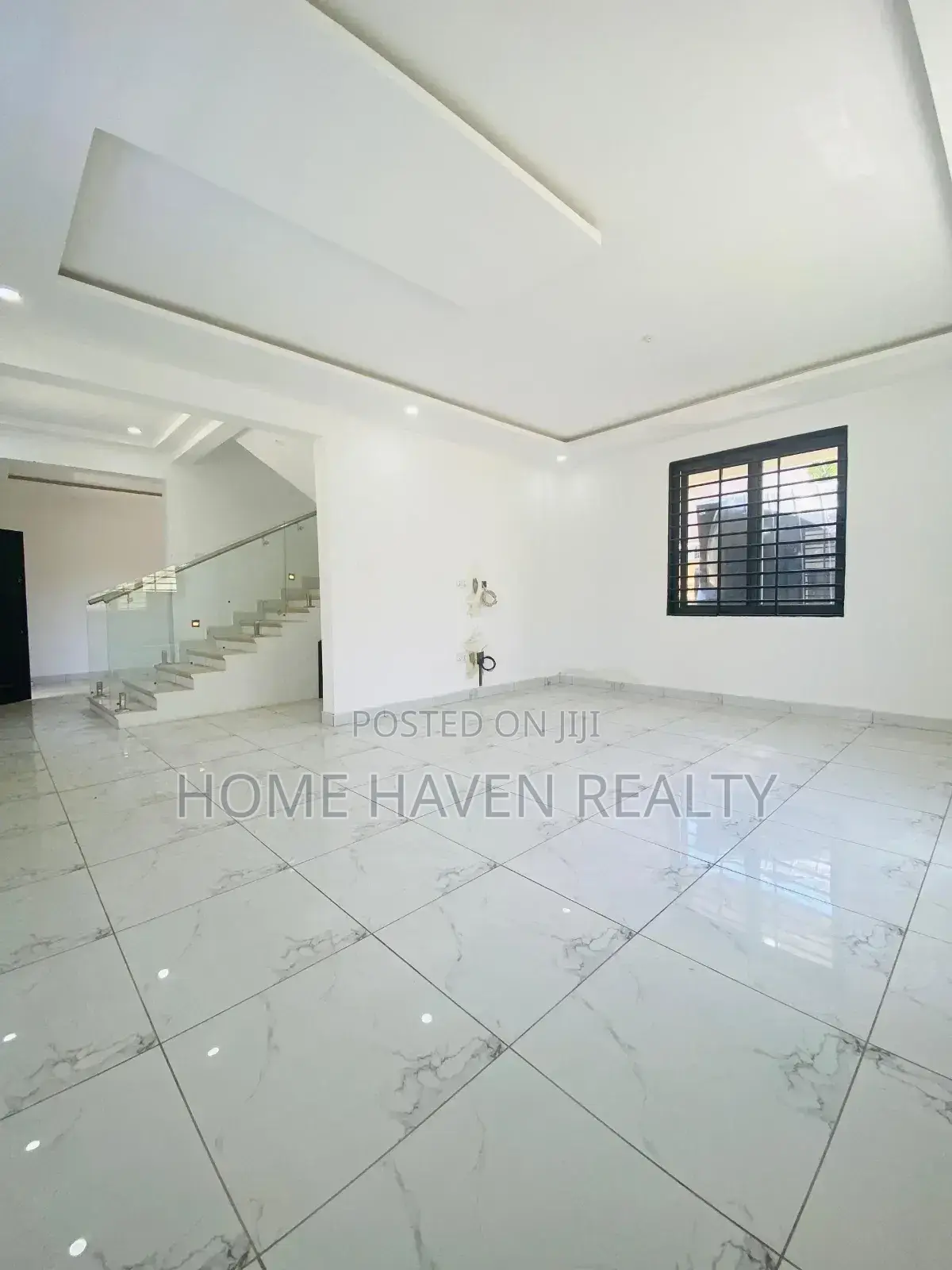 5bdrm House in East Legon for rent
