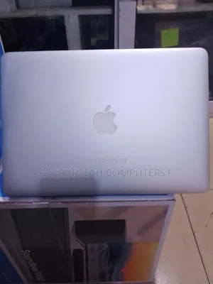 Laptop Apple MacBook Air 2011 4GB Intel Core I5 SSD 128GB