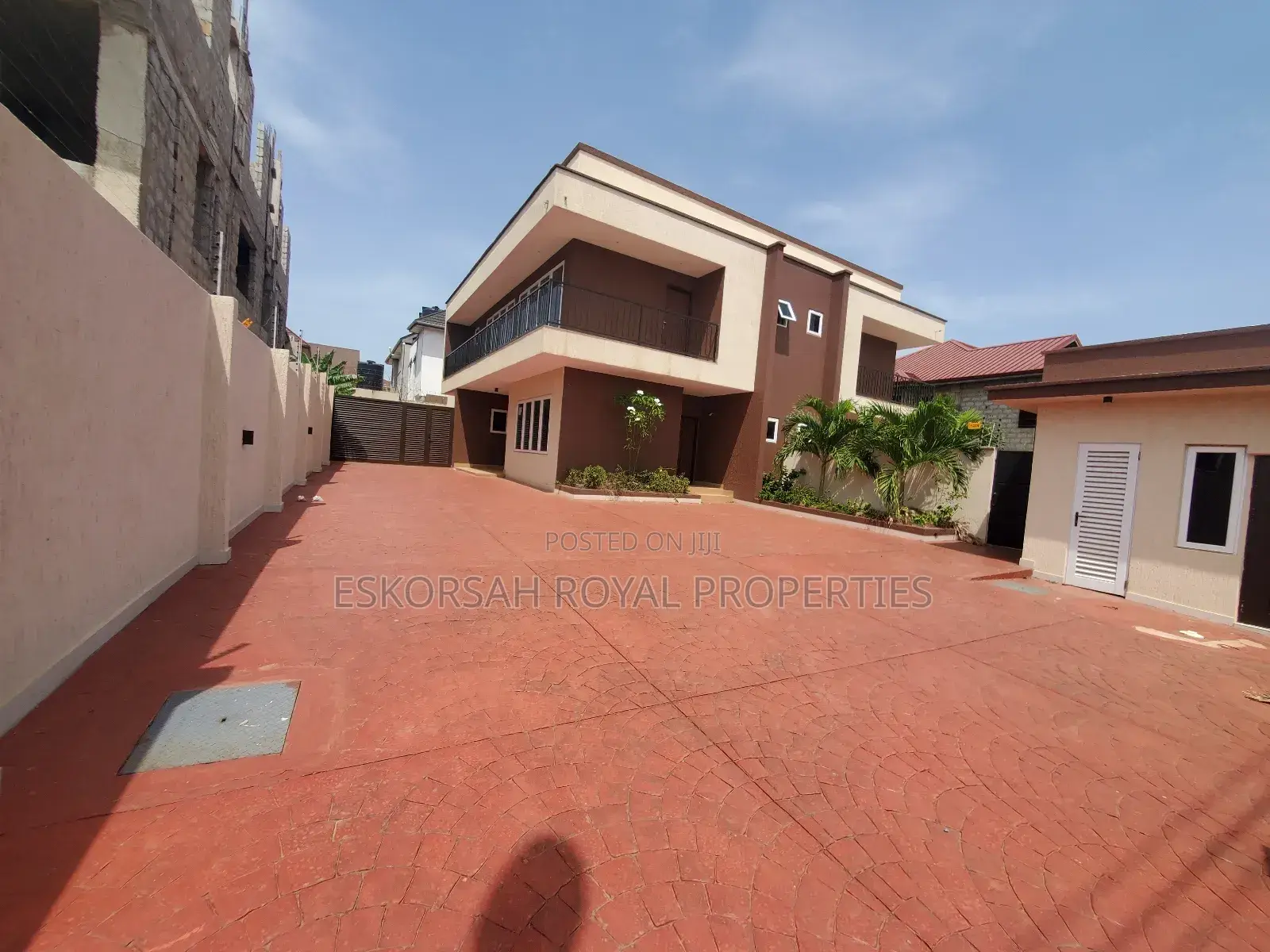 3bdrm House in Teshie Bush Road for rent