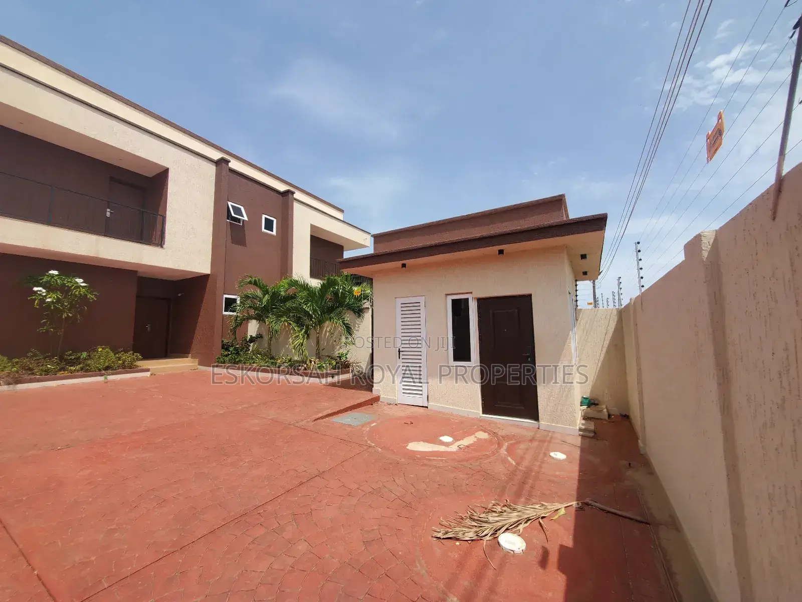 3bdrm House in Teshie Bush Road for rent
