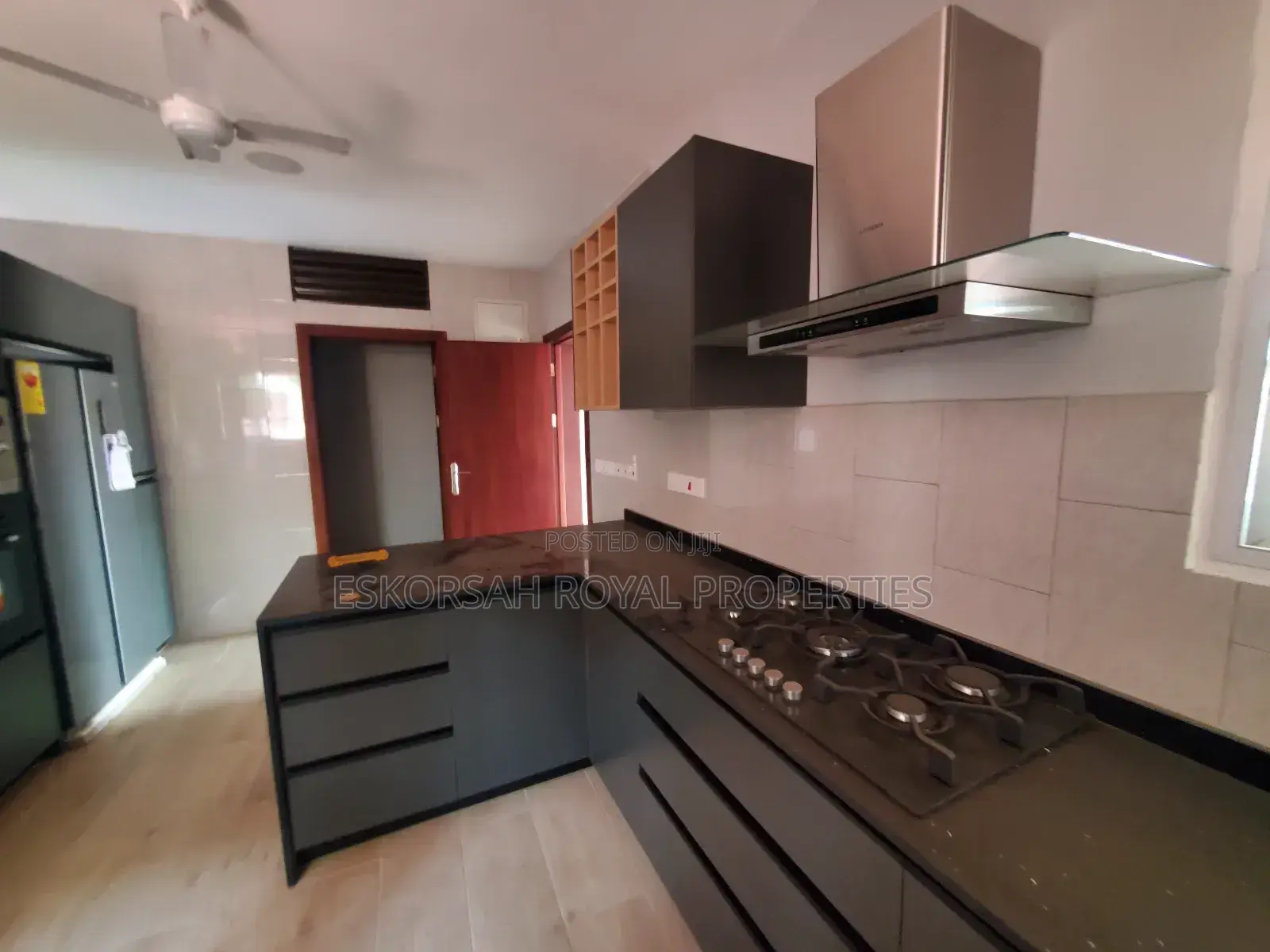 3bdrm House in Teshie Bush Road for rent