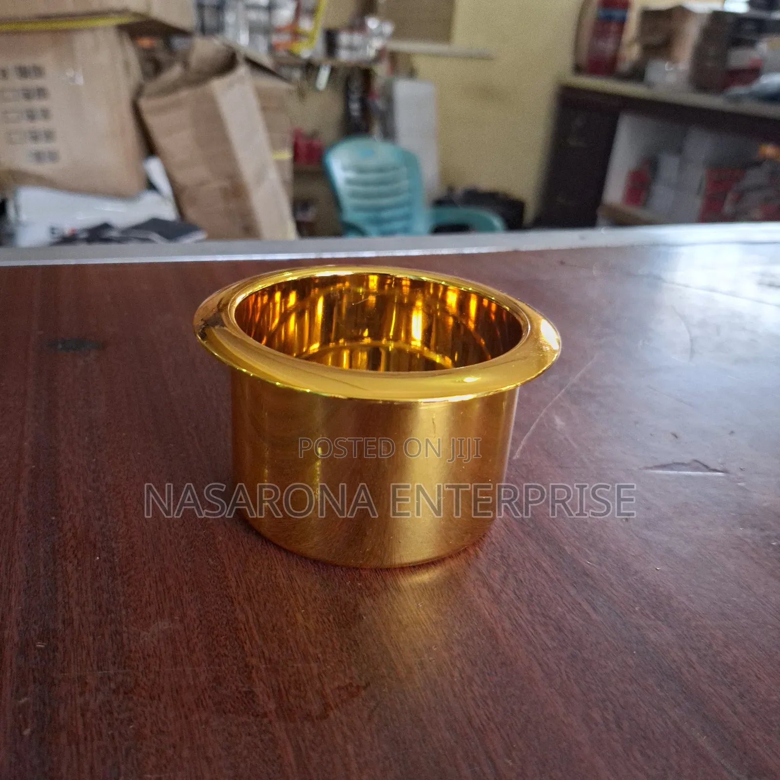Gold Sofa Cup