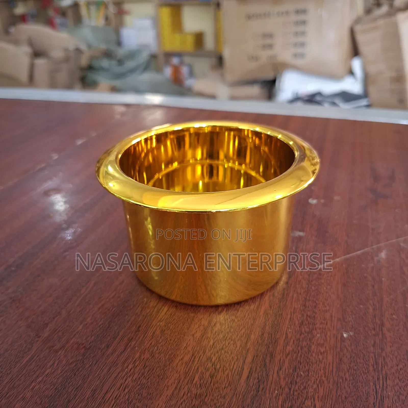 Gold Sofa Cup