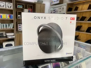 Onyx Studio 7