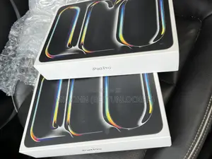 New Apple iPad Pro 13 (2025) 256 GB Black