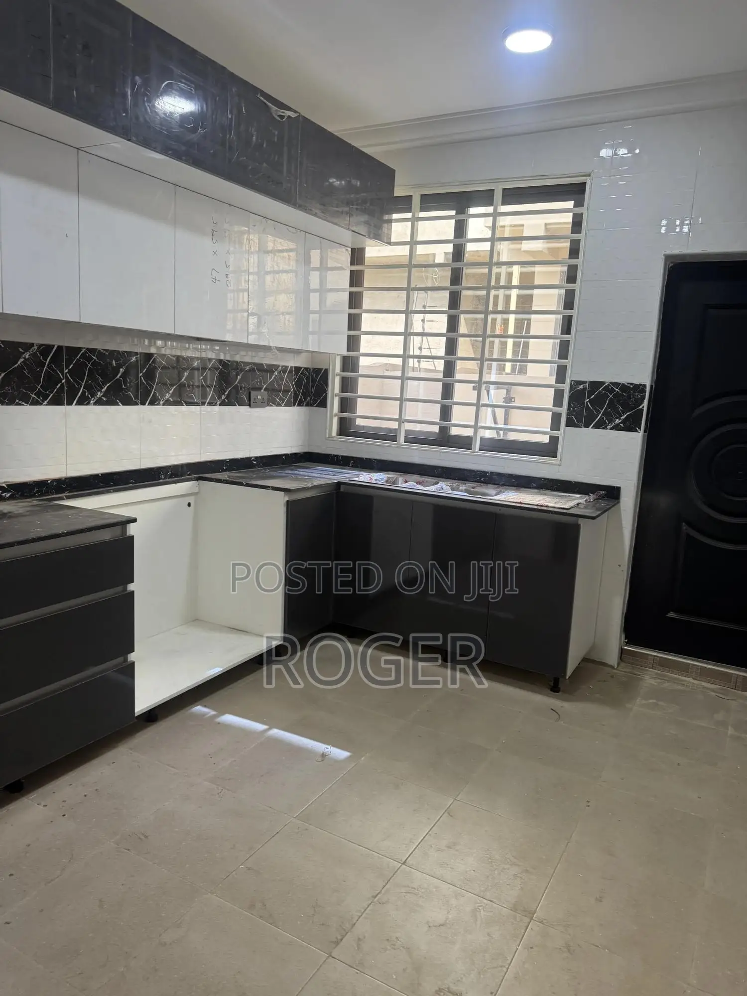 3bdrm House in Ashongman, Ashomang Estate for sale