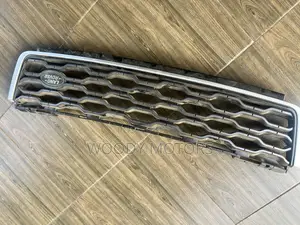 Range Rover 18 - 22 Front Grille