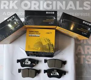 Escape 20-23/Bronco 21-23 Ceramic Front Brake Pads