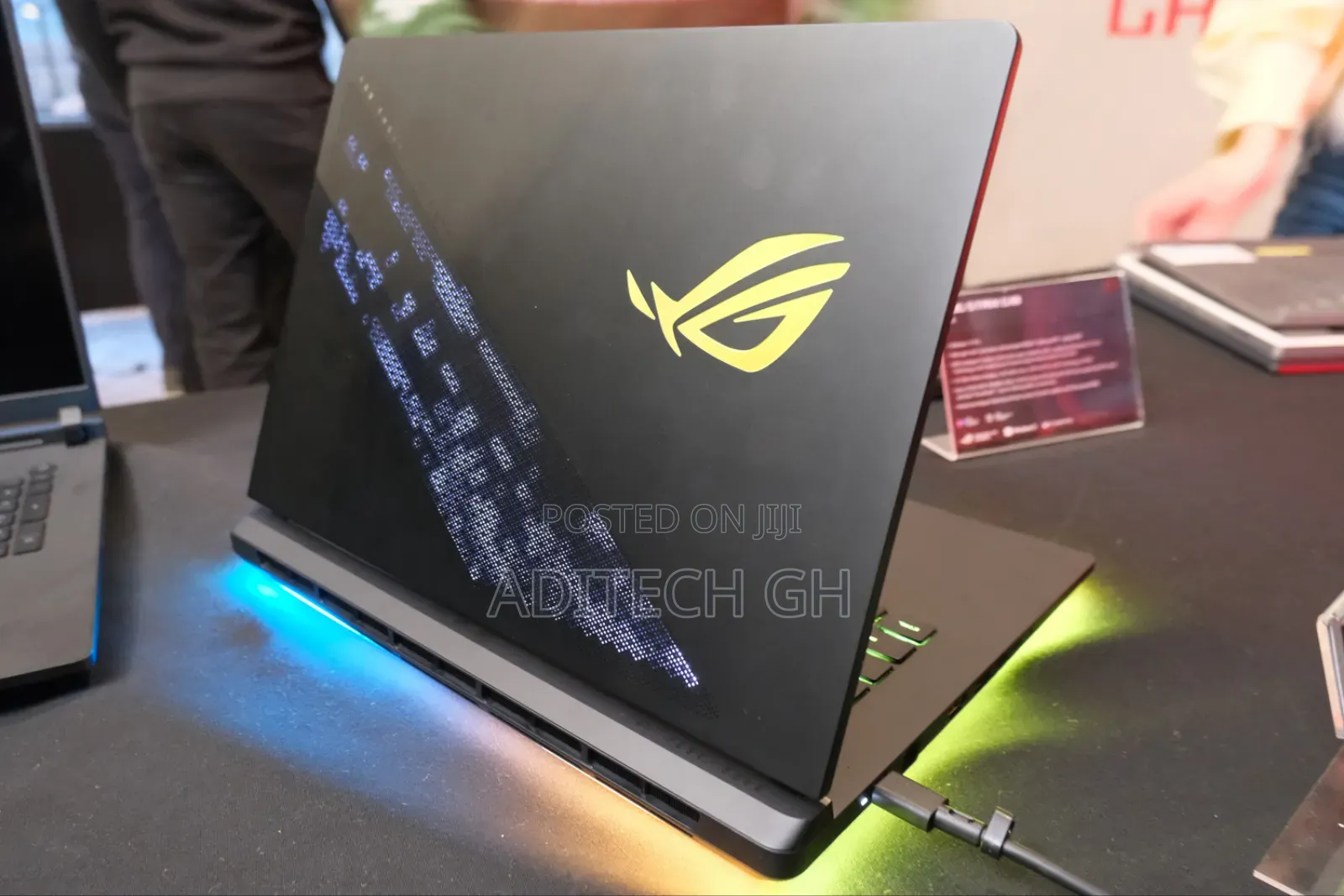 New Laptop Asus ROG Strix G17 32GB Intel Core Ultra 9 SSD 2T