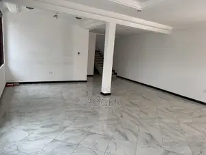 3bdrm House in Ashongman Estate for sale