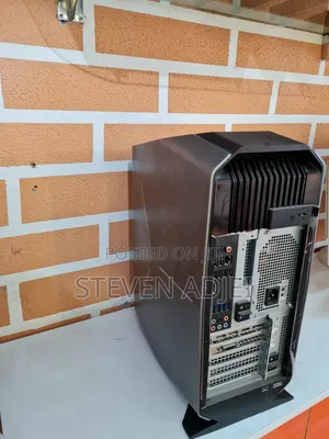 Server 32GB Intel Core i7 SSD 512GB